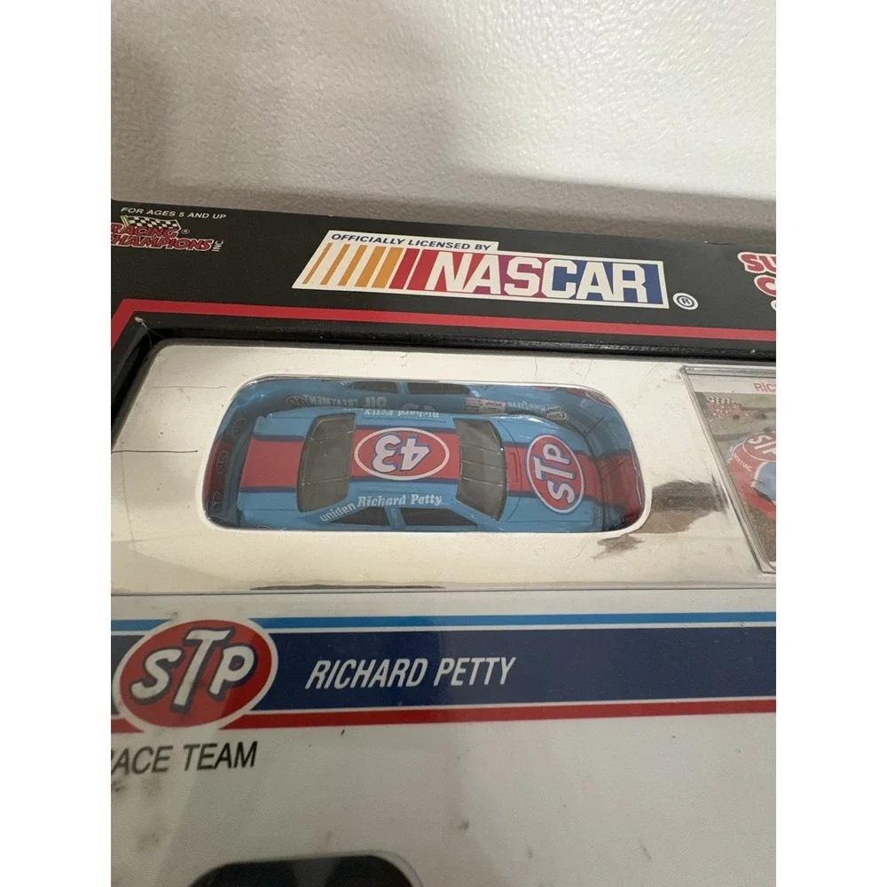 RACING CHAMPIONS #43 RICHARD PETTY 1992 SUPER COLLECTOR Set 3 Cars Transporter